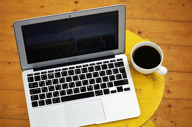 laptop, computer, cup of coffee, yellow, stool, coffee table, internet, technology, screen, display, social media, macbook air, youtube, ecommerce, entrepreneur, communication, business, digital, modern, laptop screen, work, home, workspace, wood, wooden, hipster, workplace, table, job, computer screen, freelancer, using, wireless, notebook, arabic, keyboard, keys, youtube, youtube, youtube, youtube, youtube, ecommerce, ecommerce, ecommerce. Flat seat subscriptions versus metered usage credits: a comparison for SEO tool buyers