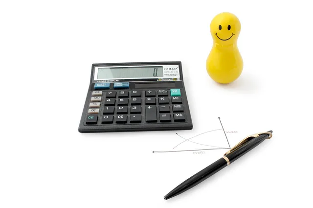 business, cabin, cup, desk, coffee, calculator, mobile, phone, tea cup, tablet, holding, technology, businessman, hand, human, work, coffee cup, tea, smartphone, wireless, touchscreen, touch, message, social media, internet, working. How to measure SEO tools return on investment with a scoring rubric